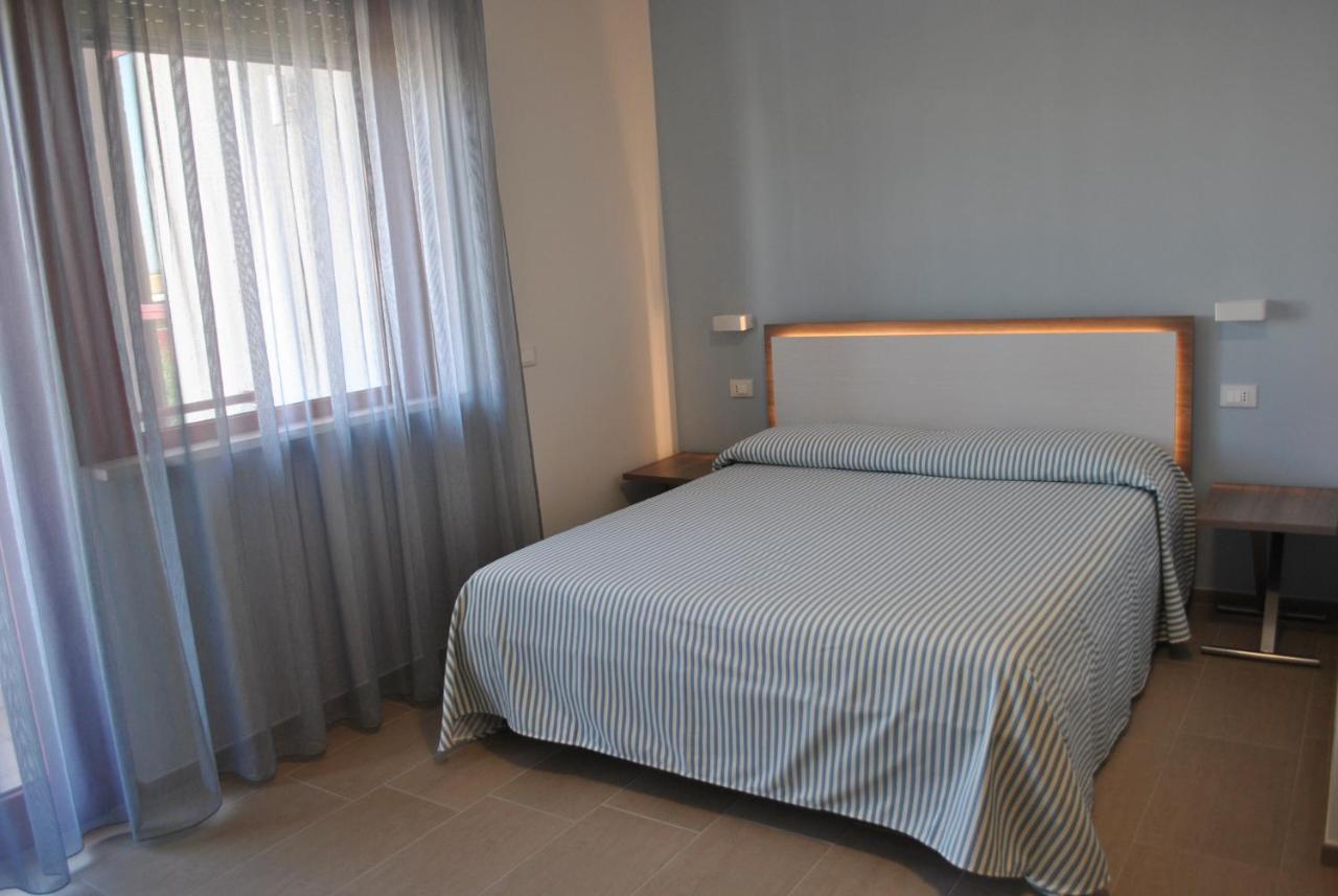 Levante Salento Hotel Porto Cesareo Kültér fotó